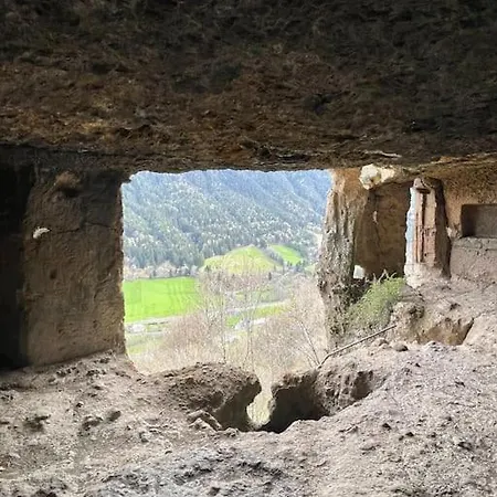 Maison Cantal A Marchastel 15400