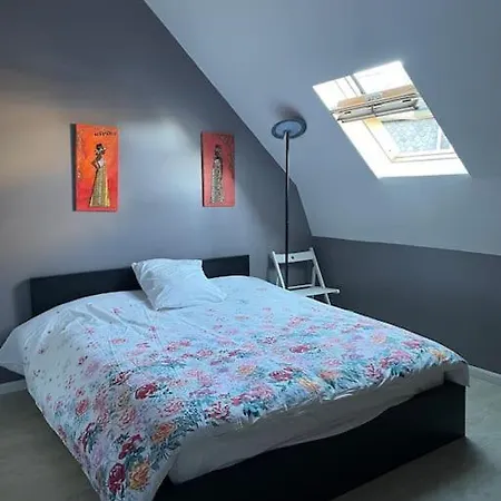 Дом отдыха Maison Cantal A 15400 Marchastel (Cantal)